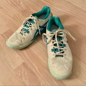 ASICS Gel Resolution Women’s 7 Tennis Shoes